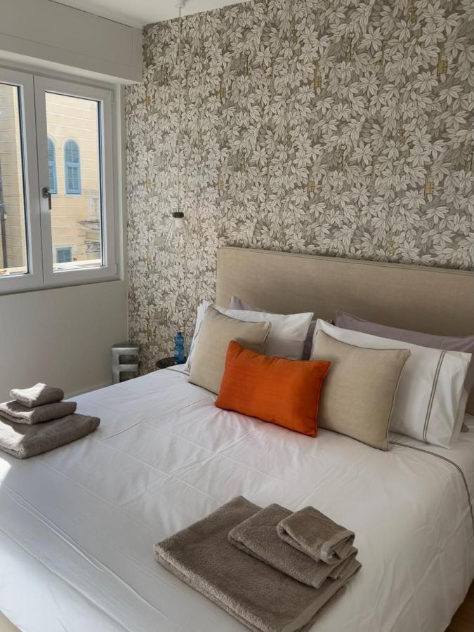 Asso Di Picche, Luxury Suite 圣雷默 外观 照片